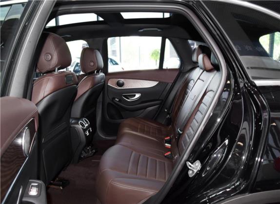 奔驰GLC 2018款 改款 GLC 300 4MATIC 豪华型 车厢座椅   后排空间