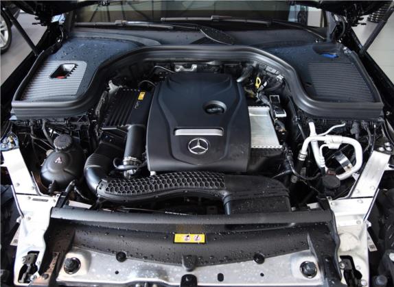 奔驰GLC 2019款 GLC 200 4MATIC 其他细节类   发动机舱