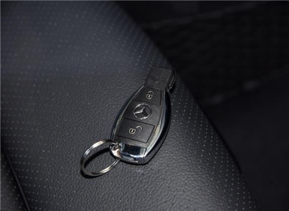 奔驰GLC 2019款 GLC 200 4MATIC 其他细节类   钥匙