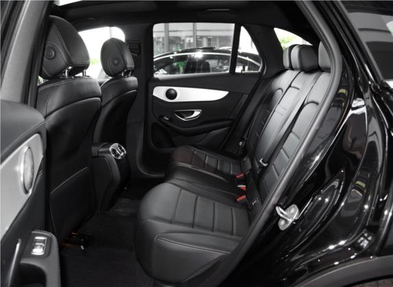 奔驰GLC 2019款 GLC 200 4MATIC 车厢座椅   后排空间