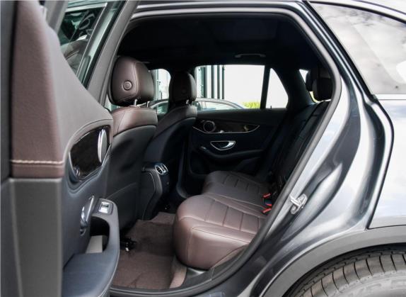 奔驰GLC 2019款 GLC 260 4MATIC 动感型 车厢座椅   后排空间