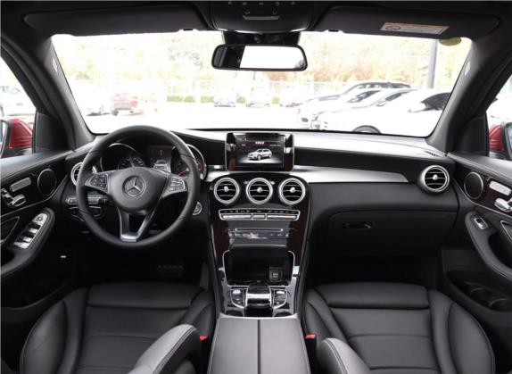奔驰GLC 2019款 GLC 260 4MATIC 豪华型 中控类   中控全图