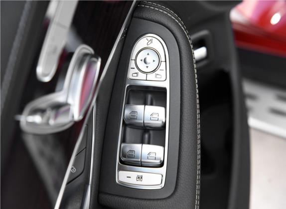 奔驰GLC 2019款 GLC 260 4MATIC 豪华型 车厢座椅   门窗控制