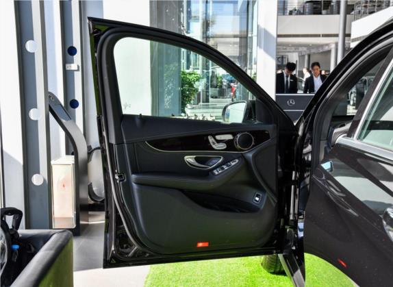 奔驰GLC 2019款 GLC 260 L 4MATIC 动感型 车厢座椅   前门板