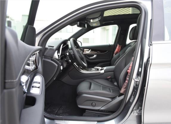奔驰GLC 2019款 改款 GLC 260 L 4MATIC 豪华型 车厢座椅   前排空间