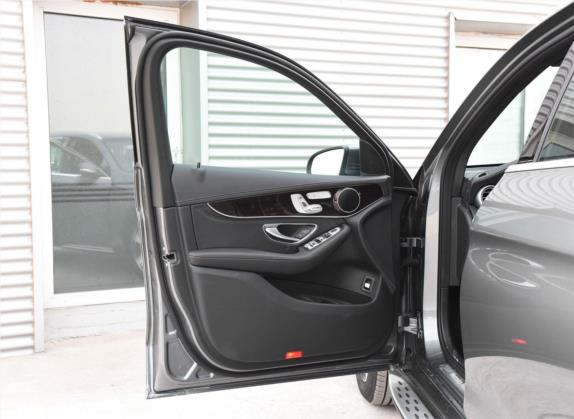 奔驰GLC 2019款 改款 GLC 260 L 4MATIC 豪华型 车厢座椅   前门板