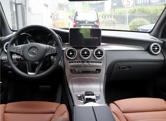 奔驰GLC 2019款 改款 GLC 300 L 4MATIC 豪华型 中控类   中控全图