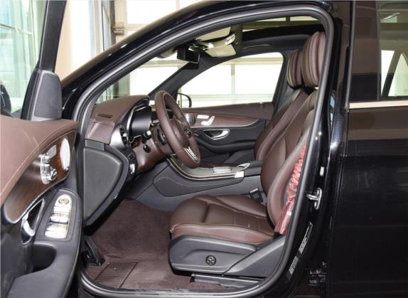 奔驰GLC 2020款 GLC 300 L 4MATIC 豪华型 车厢座椅   前排空间