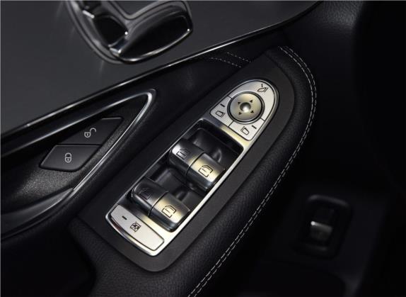 奔驰GLC 2020款 GLC 260 L 4MATIC 动感型 车厢座椅   门窗控制