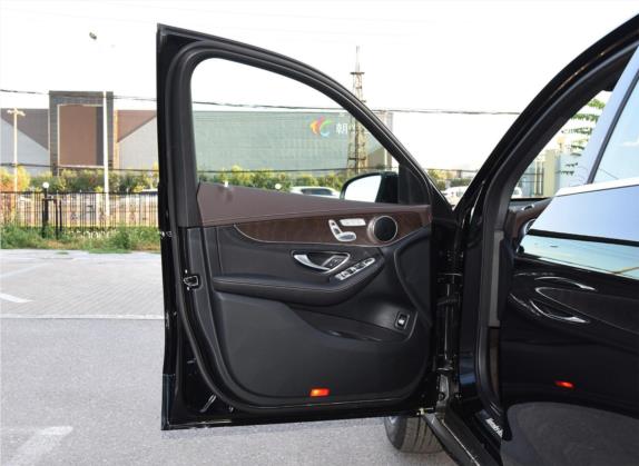 奔驰GLC 2020款 GLC 260 L 4MATIC 豪华型 车厢座椅   前门板