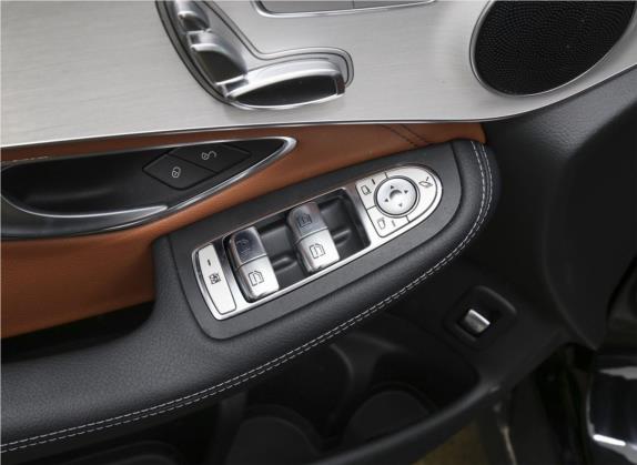 奔驰GLC 2020款 改款 GLC 260 L 4MATIC 动感型 车厢座椅   门窗控制