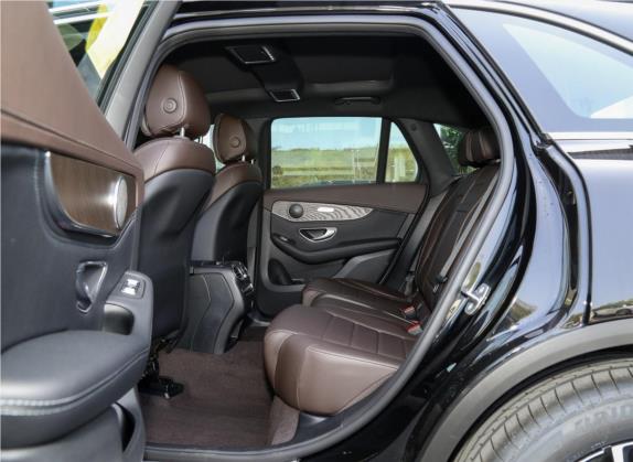 奔驰GLC 2020款 改款 GLC 260 L 4MATIC 豪华型 车厢座椅   后排空间