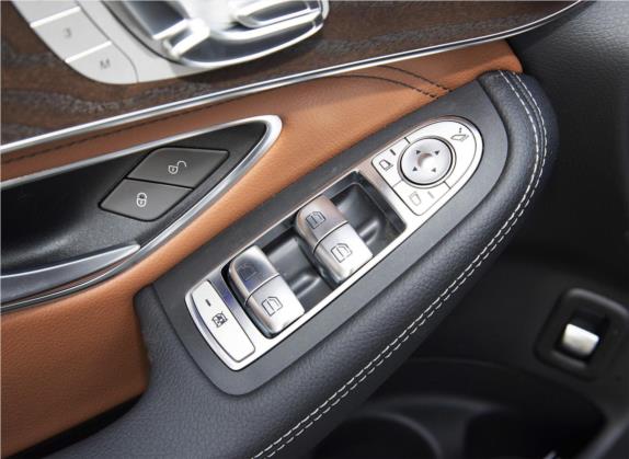 奔驰GLC 2020款 改款 GLC 300 L 4MATIC 动感型 车厢座椅   门窗控制