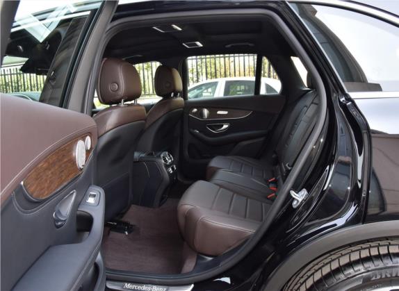 奔驰GLC 2020款 改款 GLC 300 L 4MATIC 豪华型 车厢座椅   后排空间