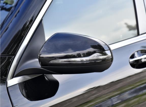 奔驰GLC 2021款 GLC 260 L 4MATIC 动感型 外观细节类   外后视镜