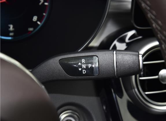 奔驰GLC 2021款 GLC 260 L 4MATIC 动感型 中控类   挡把