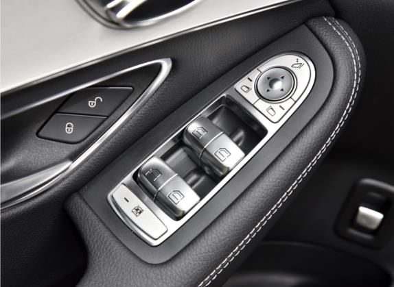 奔驰GLC 2021款 GLC 260 L 4MATIC 动感型 车厢座椅   门窗控制