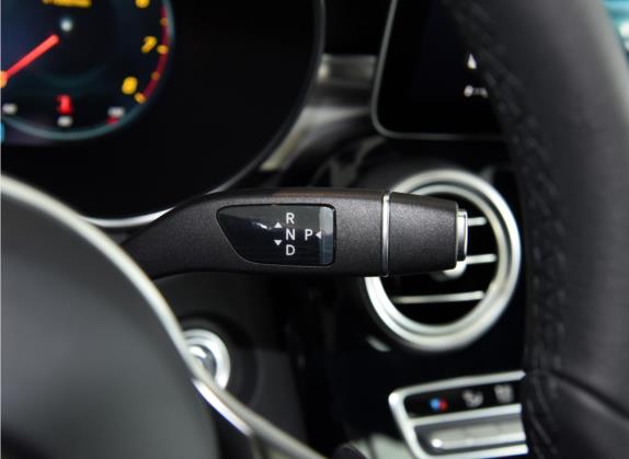 奔驰GLC 2022款 GLC 260 L 4MATIC 动感型 中控类   挡把