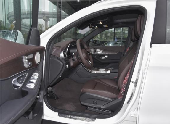 奔驰GLC 2022款 改款 GLC 300 L 4MATIC 豪华型 车厢座椅   前排空间