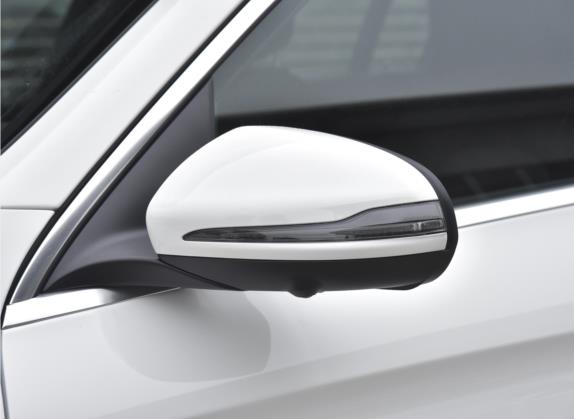 奔驰GLC 2022款 改款 GLC 300 L 4MATIC 豪华型 外观细节类   外后视镜