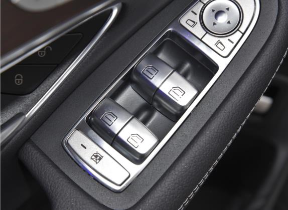 奔驰GLC 2022款 改款 GLC 300 L 4MATIC 豪华型 车厢座椅   门窗控制