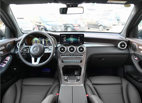 奔驰GLC 2022款 改款 GLC 260 L 4MATIC 豪华型 中控类   中控全图
