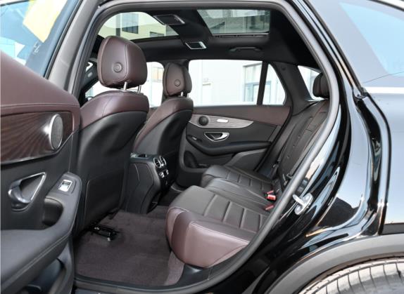 奔驰GLC 2022款 改款 GLC 260 L 4MATIC 豪华型 车厢座椅   后排空间