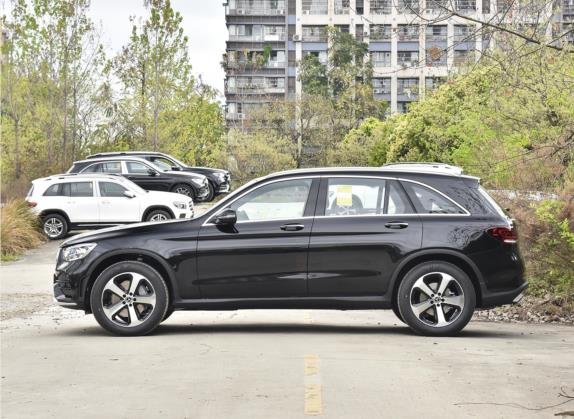 奔驰GLC 2022款 改款三 GLC 260 L 4MATIC 动感型 外观   正侧