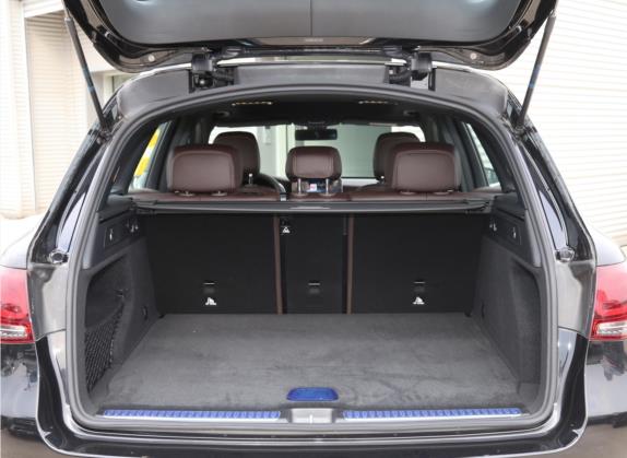 奔驰GLC 2022款 改款二 GLC 260 L 4MATIC 豪华型 车厢座椅   后备厢