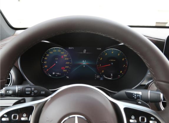 奔驰GLC 2022款 改款二 GLC 260 L 4MATIC 豪华型 中控类   仪表盘