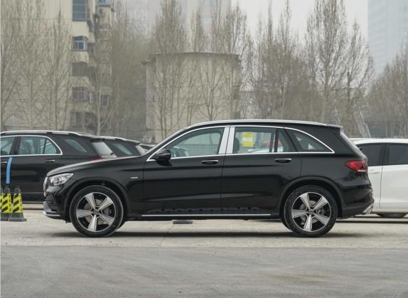 奔驰GLC 2022款 GLC 300 L 4MATIC 动感型臻藏版 外观   正侧