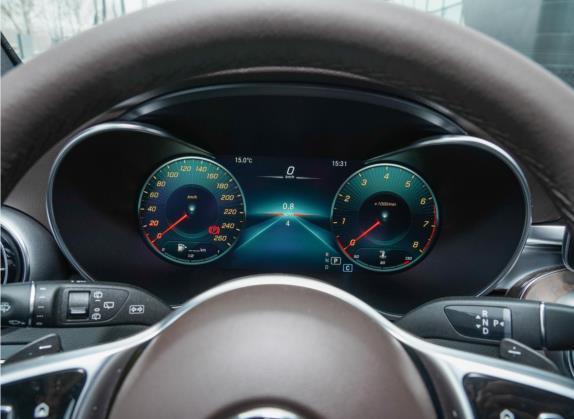 奔驰GLC 2022款 GLC 300 L 4MATIC 动感型臻藏版 中控类   仪表盘