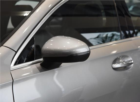 奔驰A级 2019款 A 200 L 运动轿车 外观细节类   外后视镜