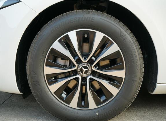 奔驰A级 2020款 A 180 L 其他细节类   前轮