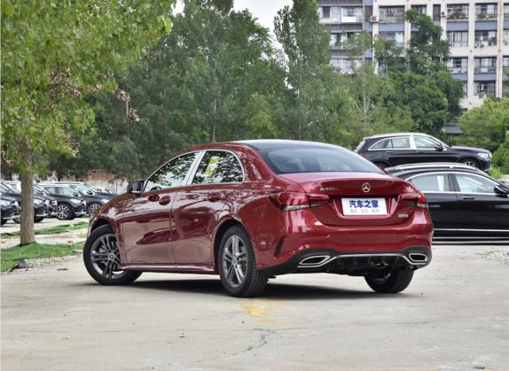 奔驰A级 2020款 改款二 A 180 L 运动轿车 外观   斜后