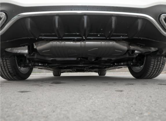 奔驰A级 2021款 A 180 L 运动轿车 其他细节类   后悬架