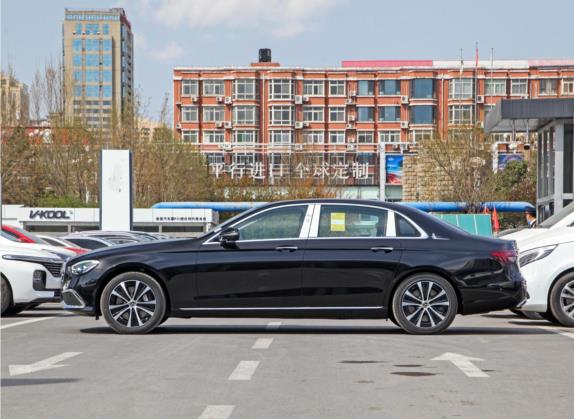 奔驰E级新能源 2022款 改款二 E 350 e L 插电式混合动力轿车 外观   正侧