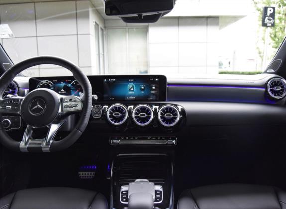 奔驰A级AMG 2019款 AMG A 35 L 4MATIC 中控类   中控台