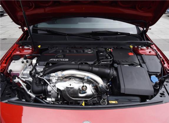 奔驰A级AMG 2019款 AMG A 35 L 4MATIC 其他细节类   发动机舱