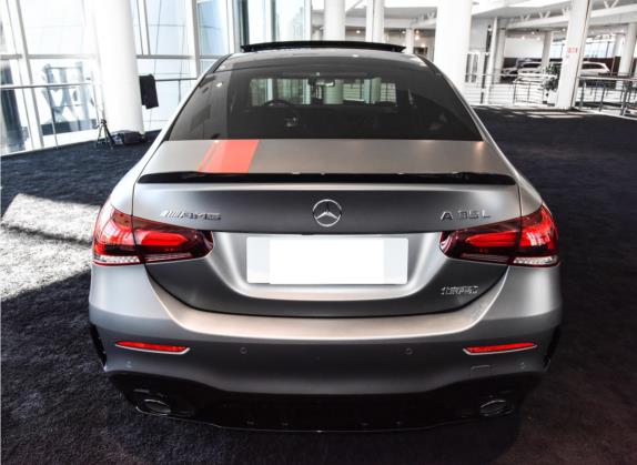 奔驰A级AMG 2021款 AMG A 35 L 4MATIC 炽夜特别版 外观   正后