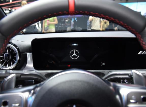 奔驰A级AMG 2021款 AMG A 35 L 4MATIC 炽夜特别版 中控类   仪表盘