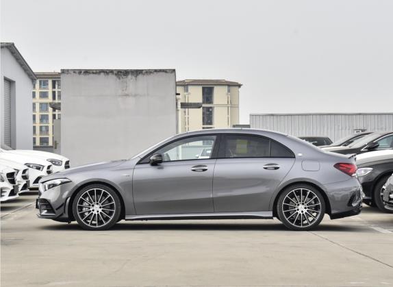 奔驰A级AMG 2023款 AMG A 35 L 4MATIC 外观   正侧