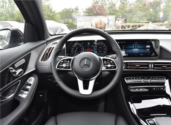 奔驰EQC 2020款 EQC 350 4MATIC 中控类   驾驶位