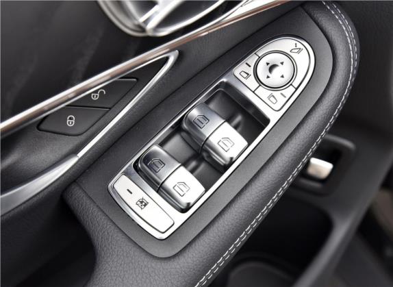 奔驰EQC 2020款 EQC 350 4MATIC 车厢座椅   门窗控制