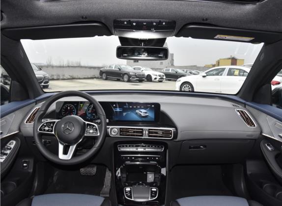 奔驰EQC 2022款 EQC 350 4MATIC 中控类   中控全图