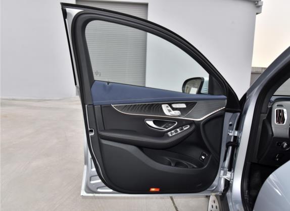 奔驰EQC 2022款 EQC 400 4MATIC 车厢座椅   前门板