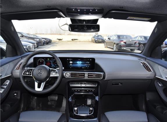 奔驰EQC 2022款 EQC 350 4MATIC 特别版 中控类   中控全图