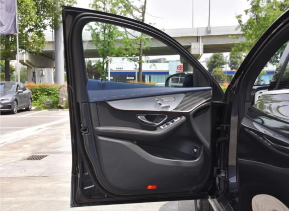 奔驰EQC 2022款 改款 EQC 350 4MATIC 车厢座椅   前门板