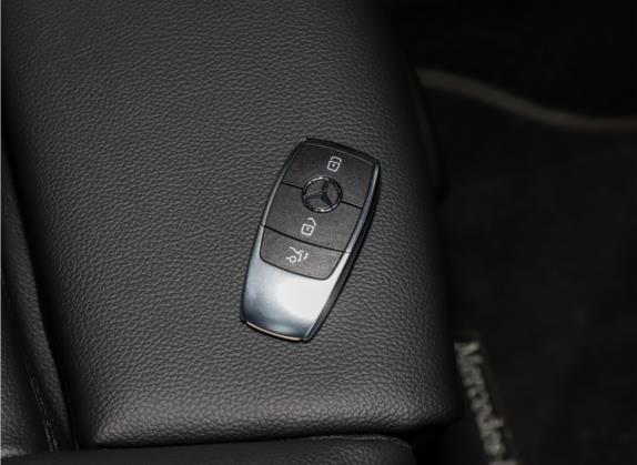 奔驰GLB 2021款 GLB 180 动感型 其他细节类   钥匙