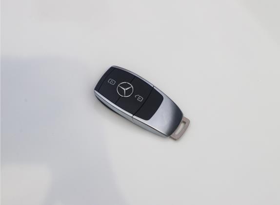 奔驰GLB 2023款 GLB 200 动感型 其他细节类   钥匙